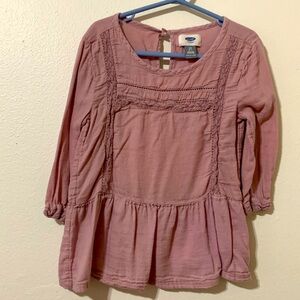 Old Navy Girls Pink Top Size S/P (6-7) Used